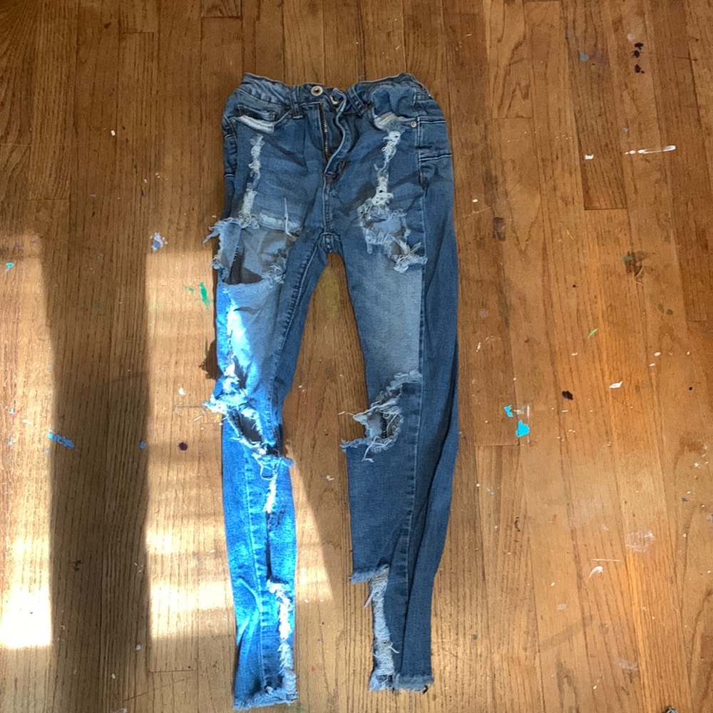 Ripped skinny jeans, high rise